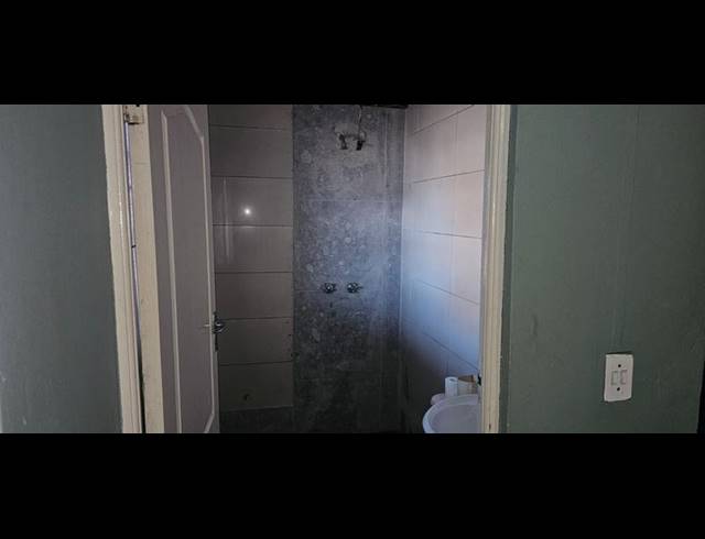 5 BEDROOM HOUSE FOR SALE IN GUGULETU